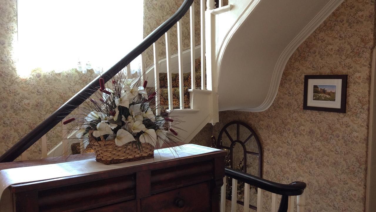 Bed and Breakfast Inishross House New Ross Esterno foto