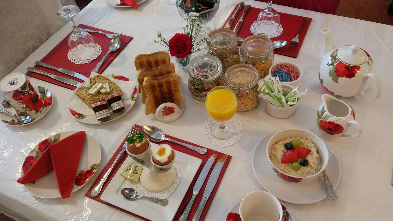 Bed and Breakfast Inishross House New Ross Esterno foto